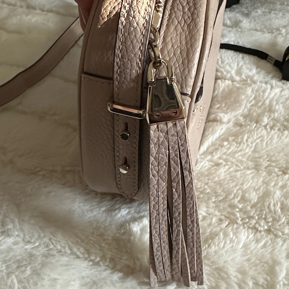 Kate spade Elegant Beige Crossbody Bag NWT - Picture 6 of 13